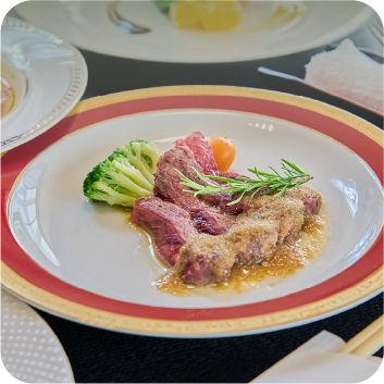 和と洋の贅沢料理